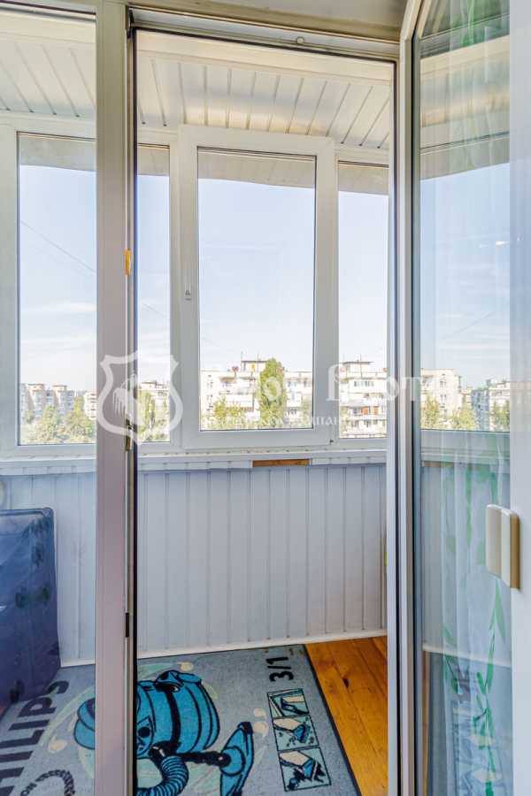 Продаж 3-кімнатної квартири 61 м², Академіка Курчатова вул., 3