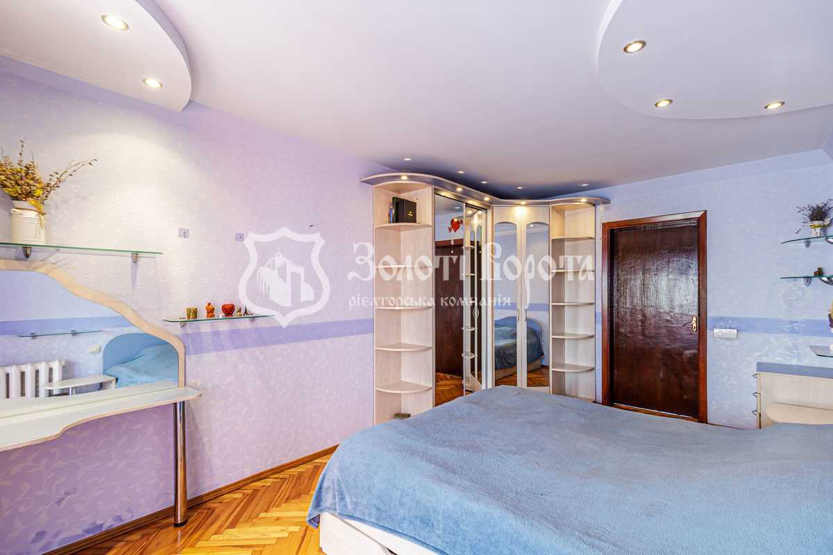 Продаж 3-кімнатної квартири 61 м², Академіка Курчатова вул., 3