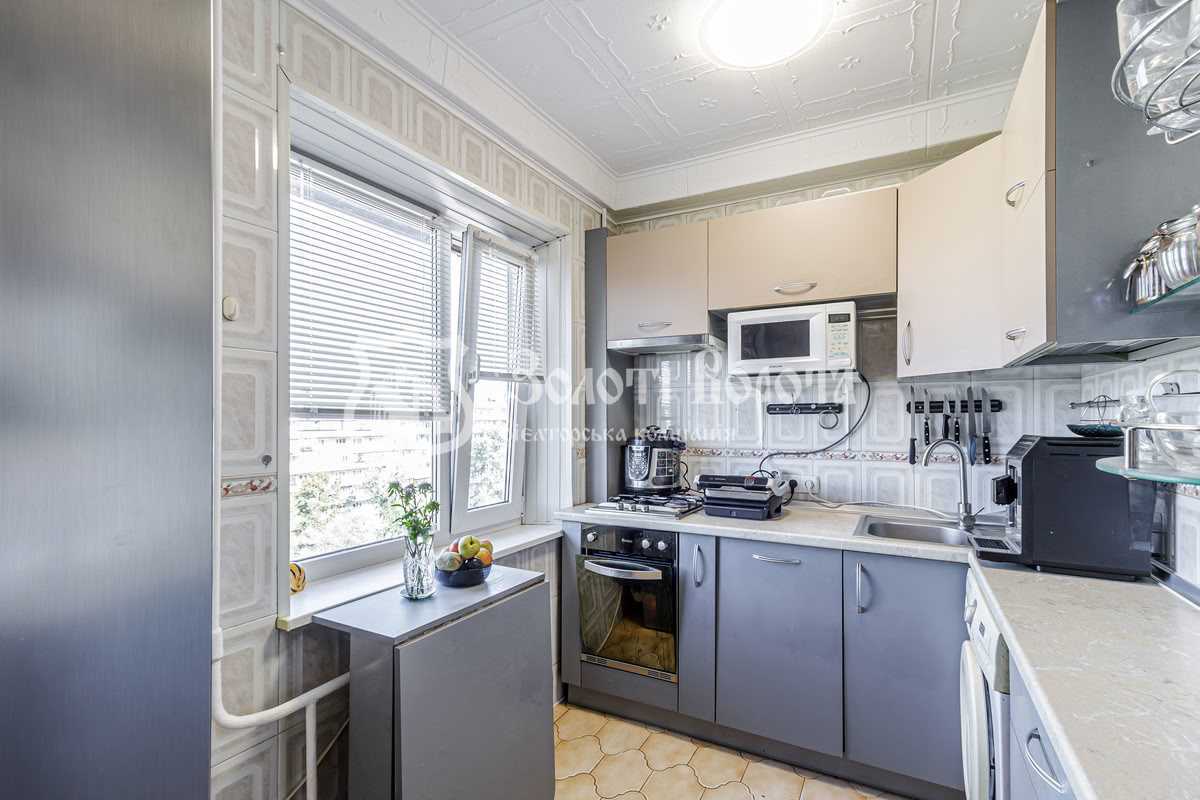 Продаж 3-кімнатної квартири 61 м², Академіка Курчатова вул., 3