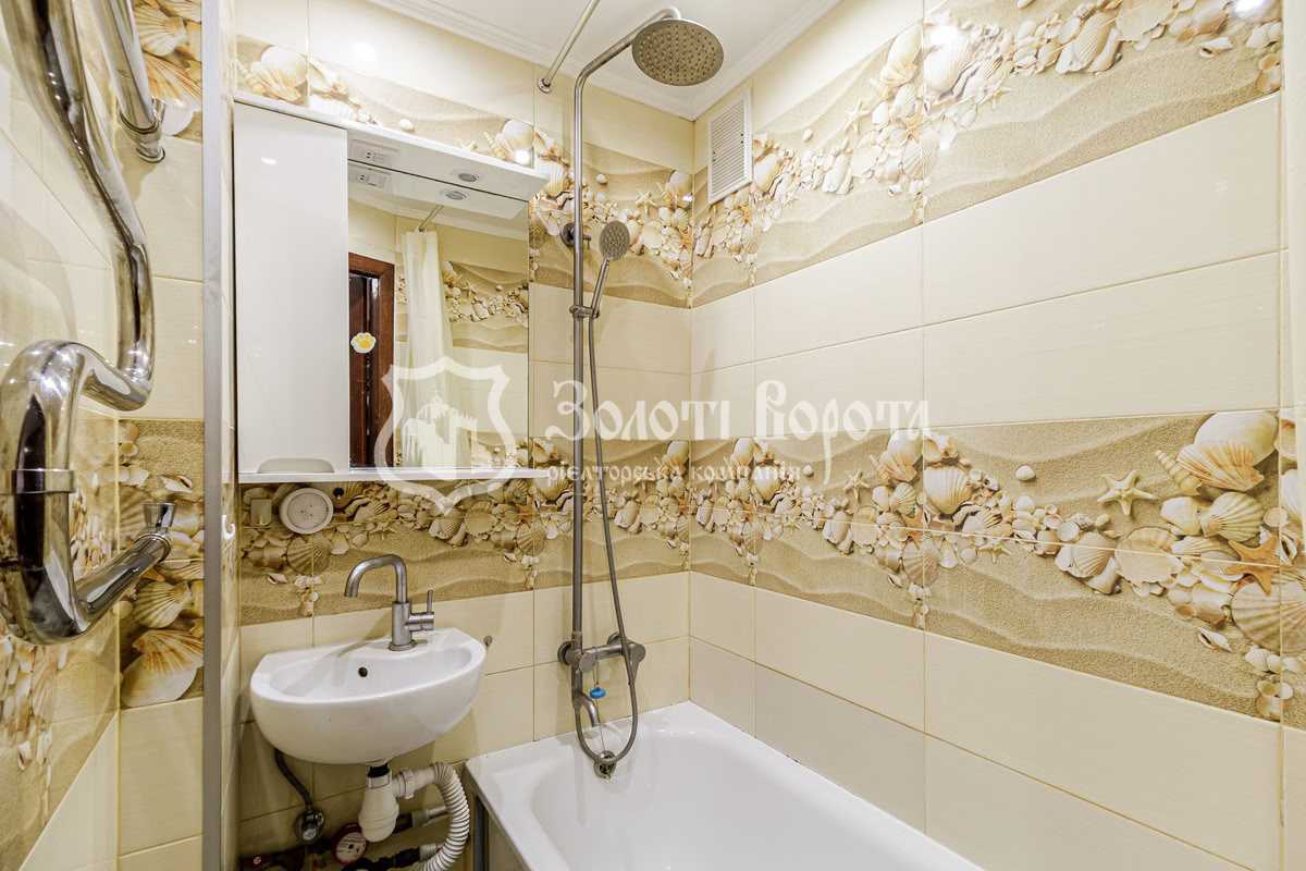 Продаж 3-кімнатної квартири 61 м², Академіка Курчатова вул., 3