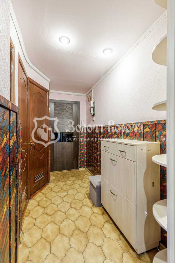 Продаж 3-кімнатної квартири 61 м², Академіка Курчатова вул., 3