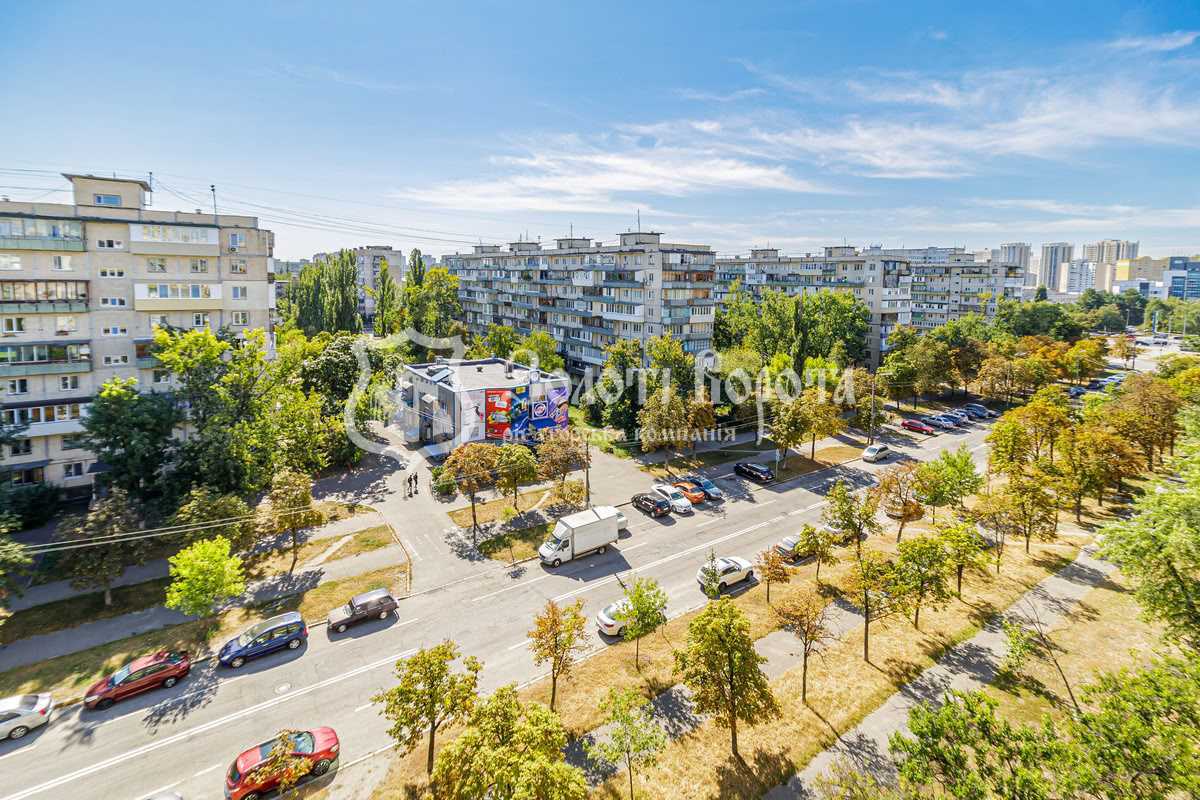 Продаж 3-кімнатної квартири 61 м², Академіка Курчатова вул., 3