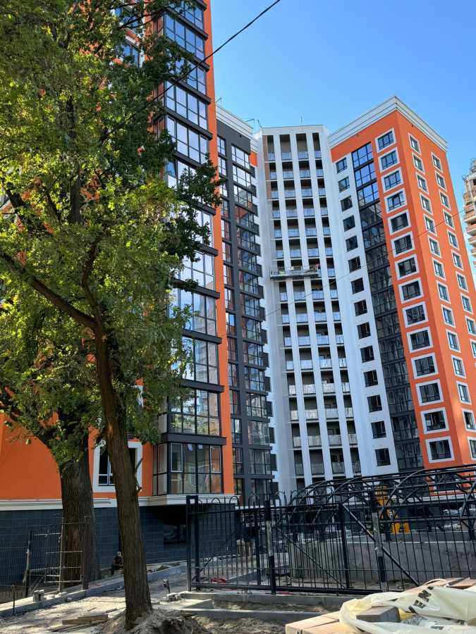 Продажа 1-комнатной квартиры 44.4 м², Живописная ул., 7