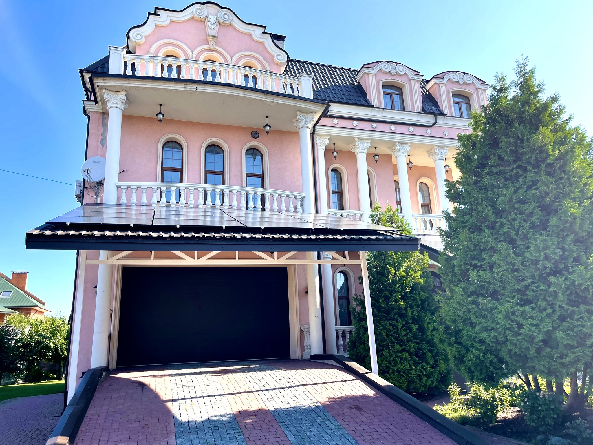 Аренда дома 800 м², Сергея Колоса ул.