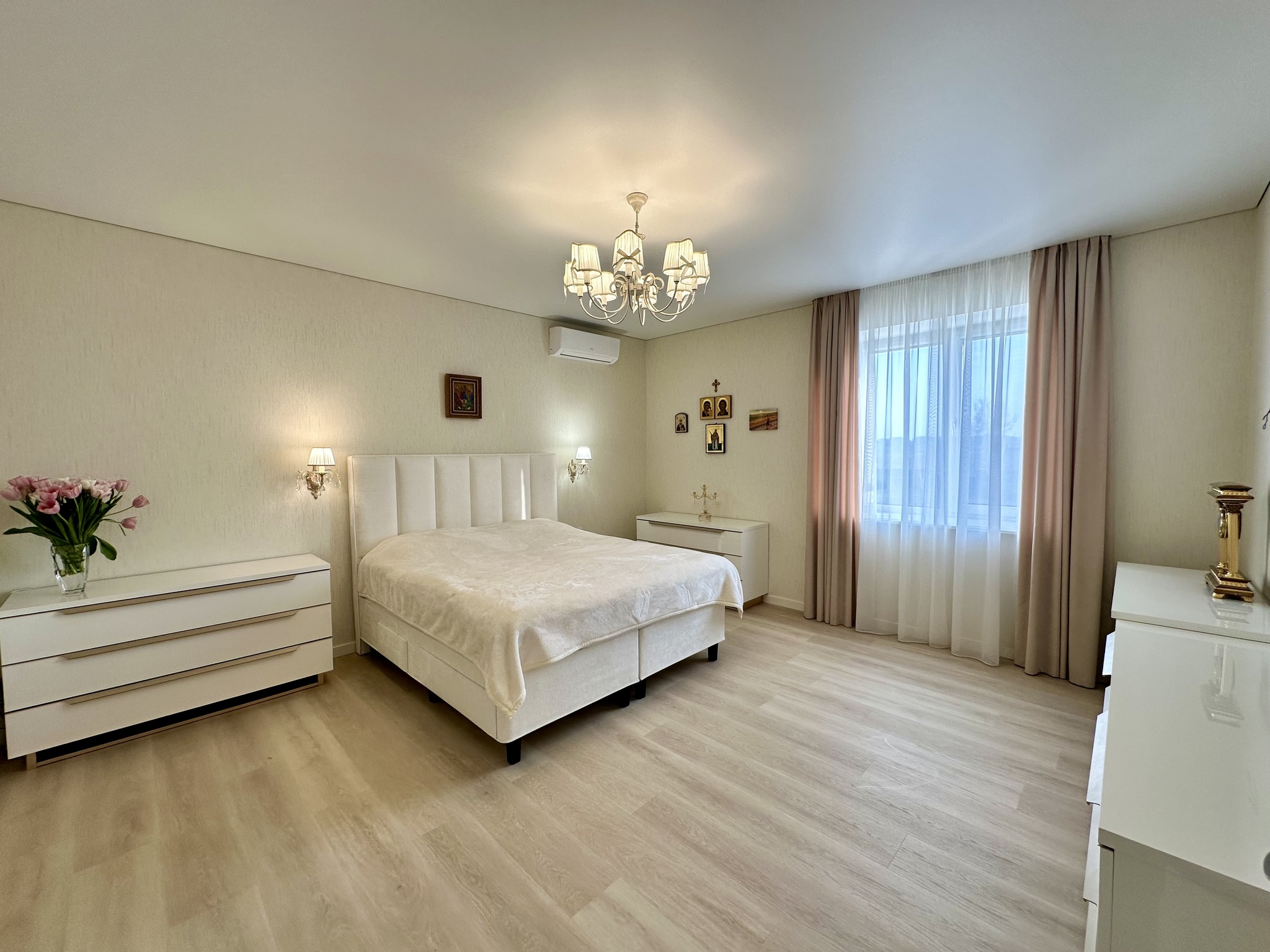 Аренда дома 400 м², Сонячна вул.