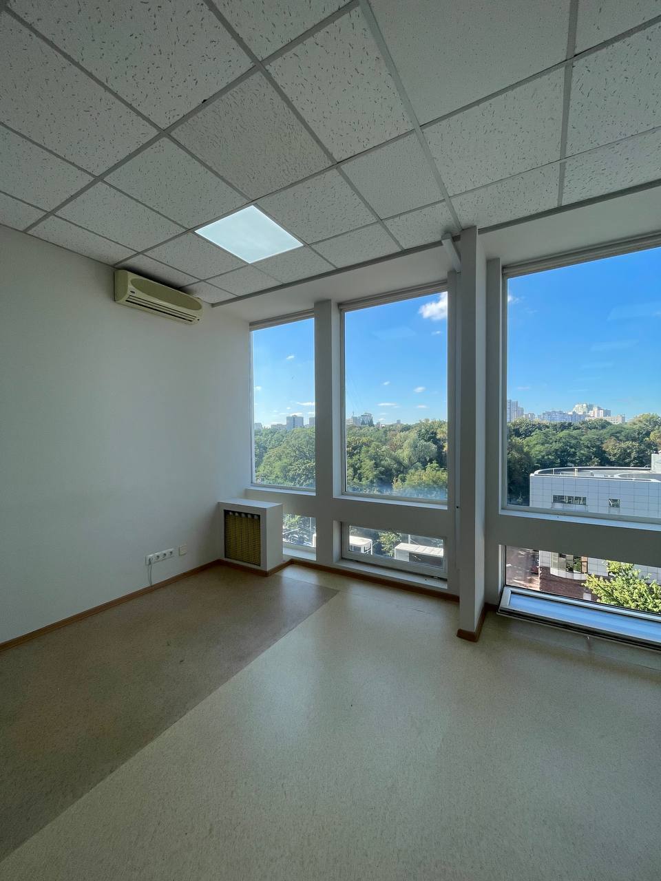 Аренда офиса 138.4 м², Митрополита Василия Липковского ул.