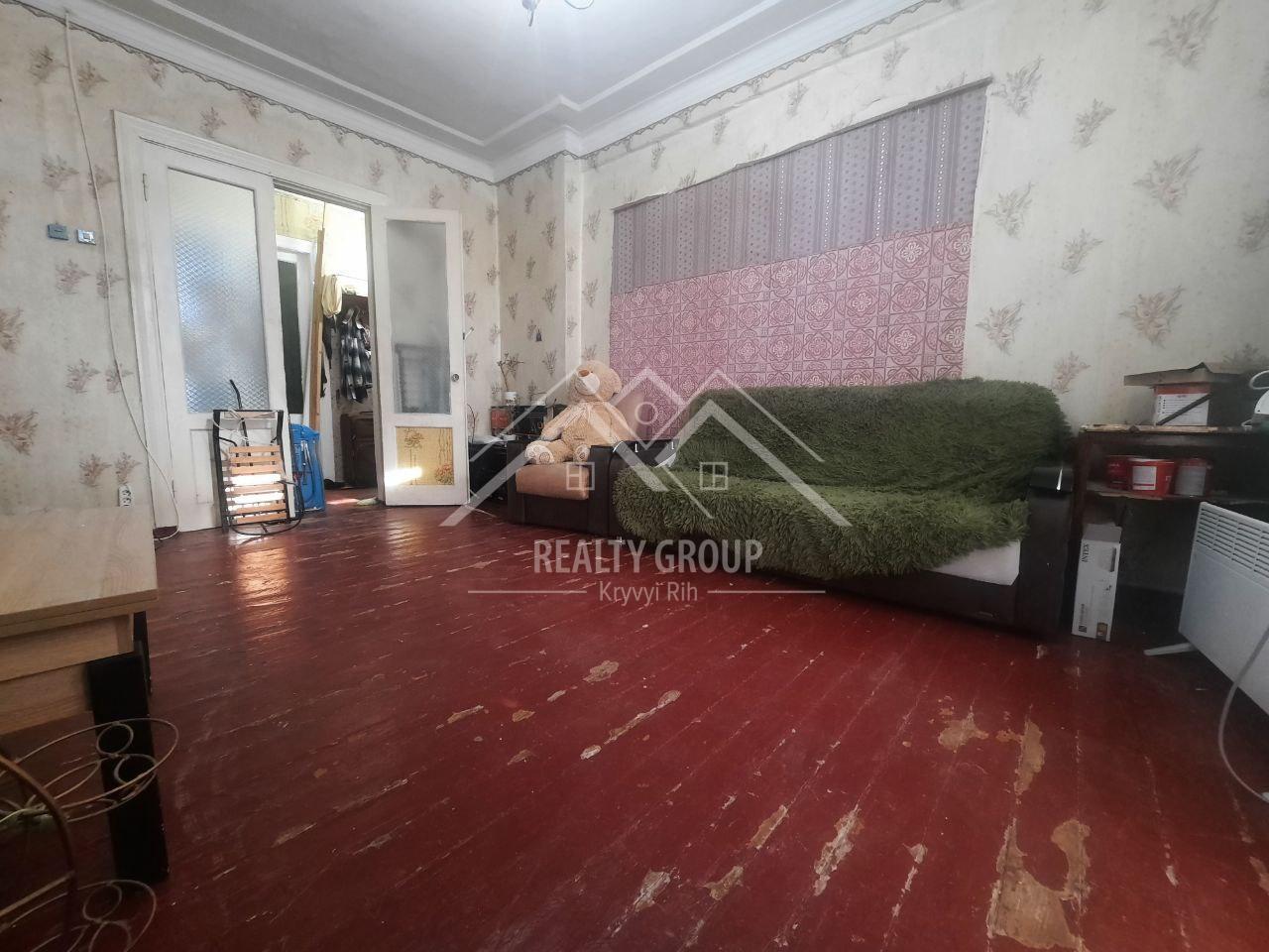 Продаж 3-кімнатної квартири 70 м², Симбірцева вул.
