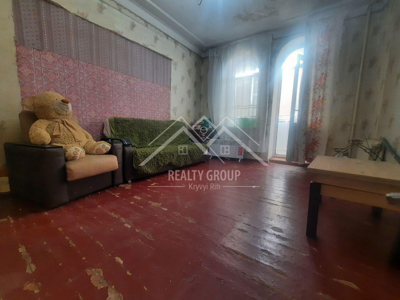 Продаж 3-кімнатної квартири 70 м², Симбірцева вул.