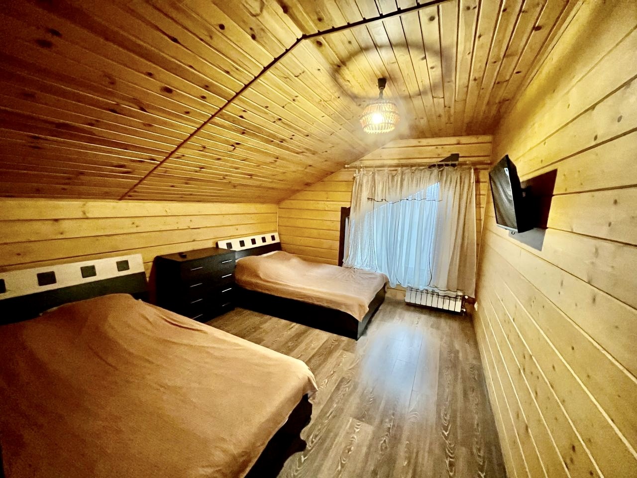 Коттедж посуточно 200 м²