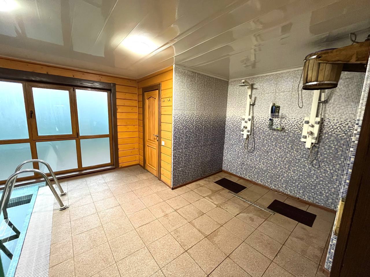 Аренда коттеджа 200 м²