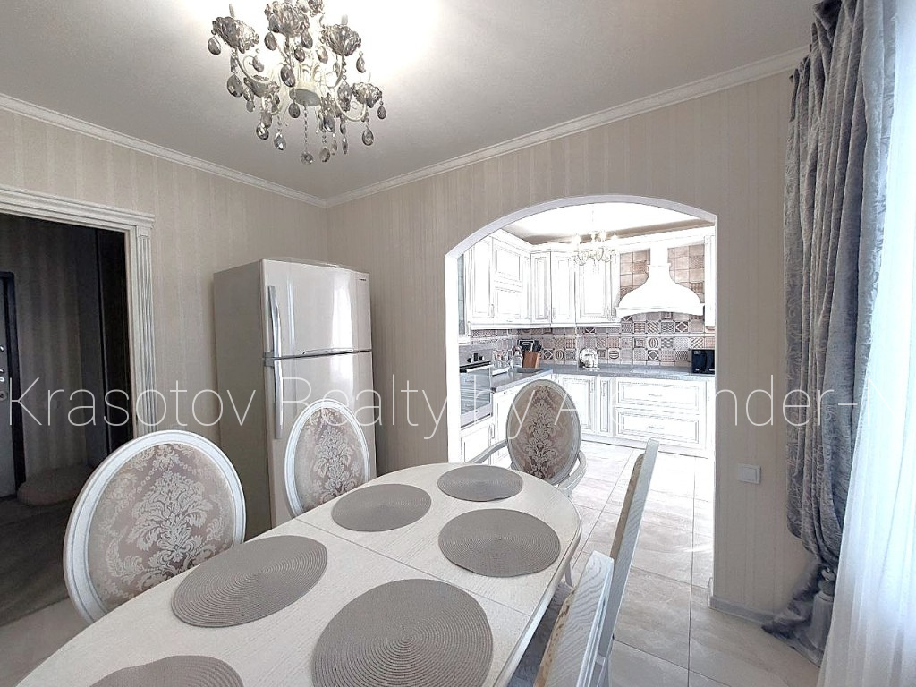 Продаж 4-кімнатної квартири 79 м², Семена Палія вул., 64