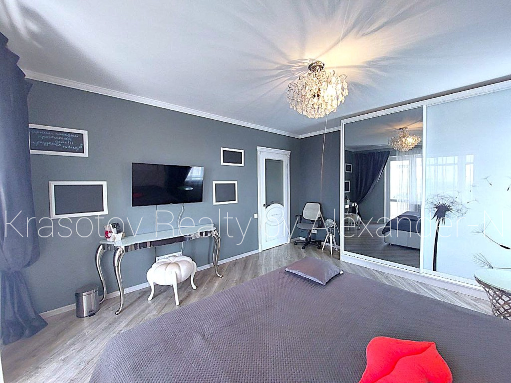 Продаж 4-кімнатної квартири 79 м², Семена Палія вул., 64