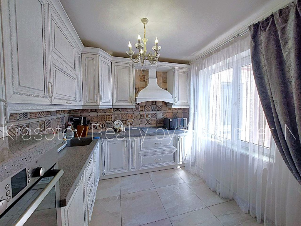 Продаж 4-кімнатної квартири 79 м², Семена Палія вул., 64