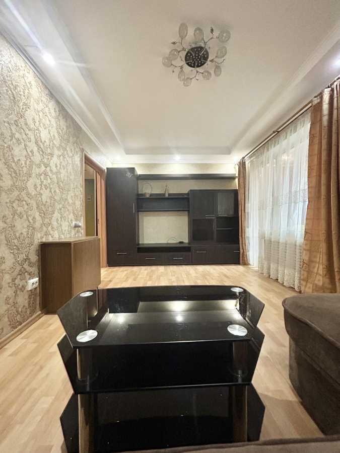 Продажа 2-комнатной квартиры 52 м², Вербовая ул.
