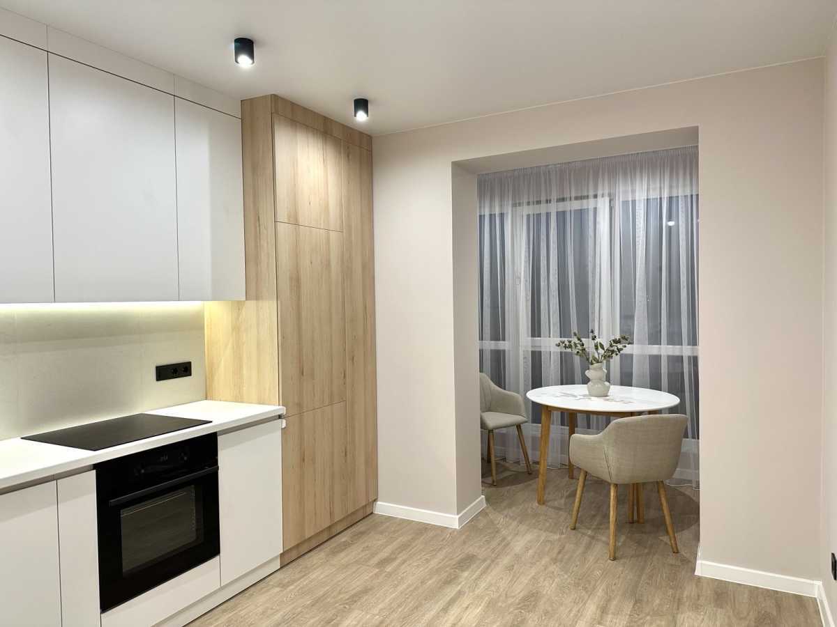 Продажа 1-комнатной квартиры 41 м², Вячеслава Черновола ул.