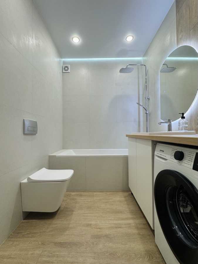 Продажа 1-комнатной квартиры 41 м², Вячеслава Черновола ул.