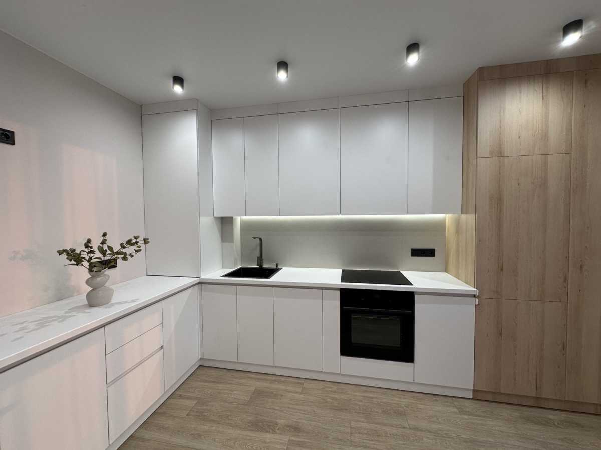 Продажа 1-комнатной квартиры 41 м², Вячеслава Черновола ул.