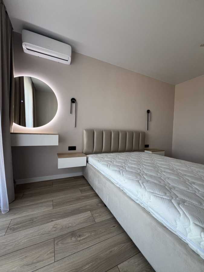 Продажа 1-комнатной квартиры 41 м², Вячеслава Черновола ул.