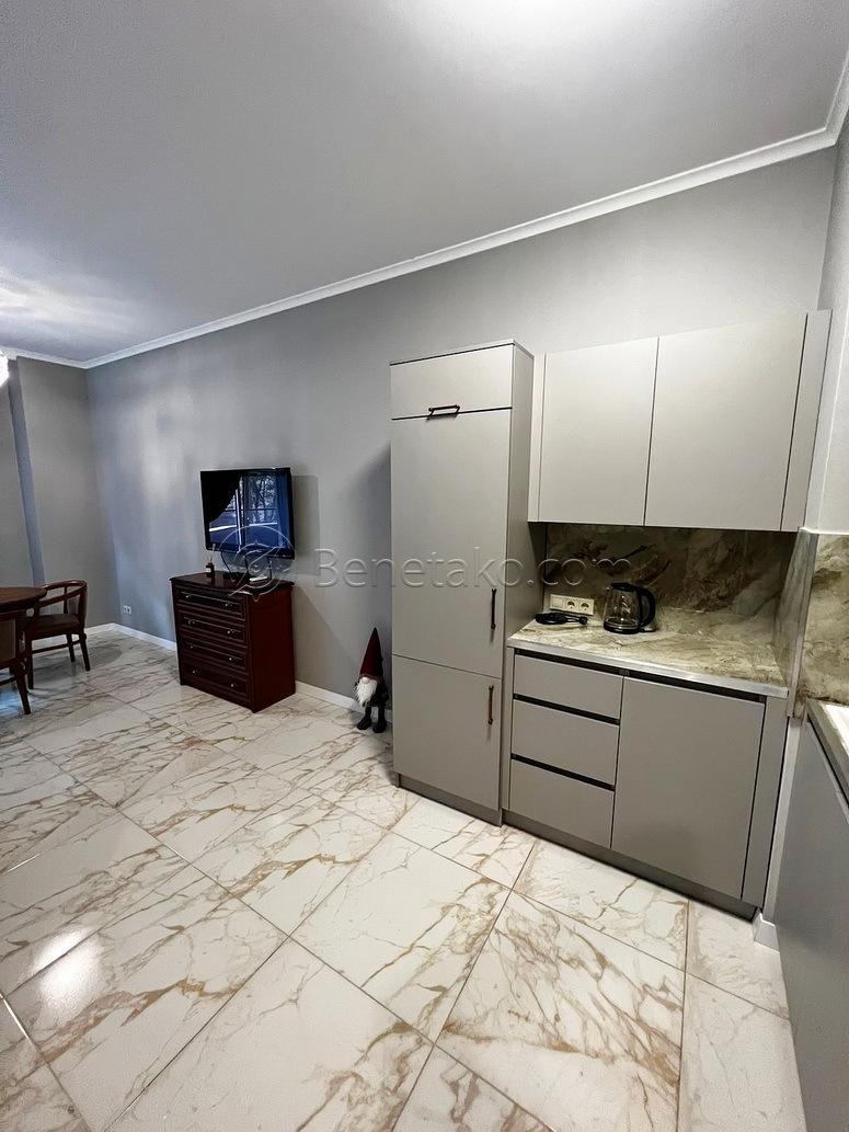 Продажа 3-комнатной квартиры 53 м², Французский бул., 85/5