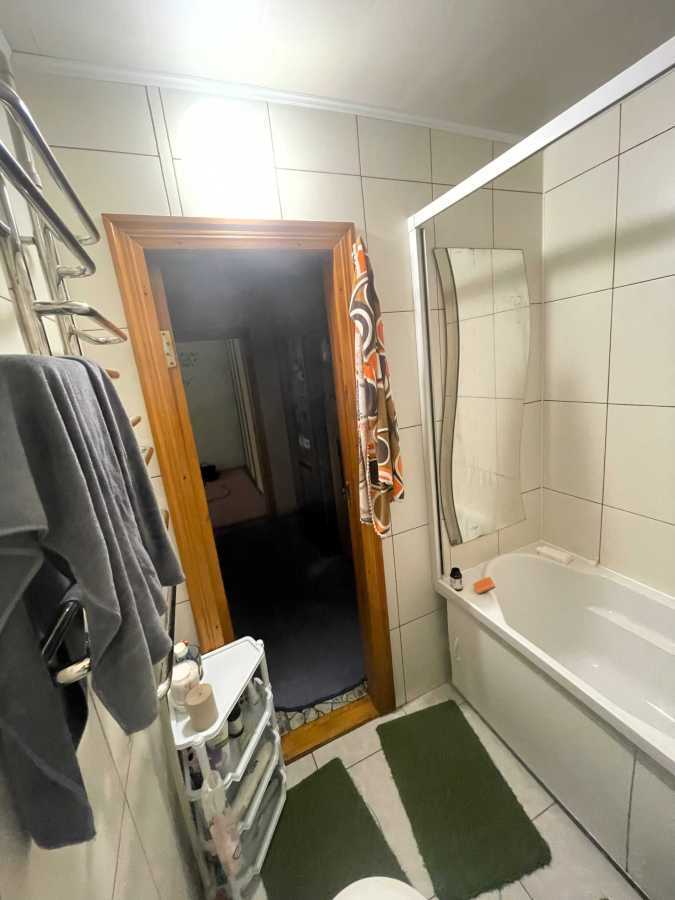 Продажа 2-комнатной квартиры 47.9 м², Степана Бандеры ул.