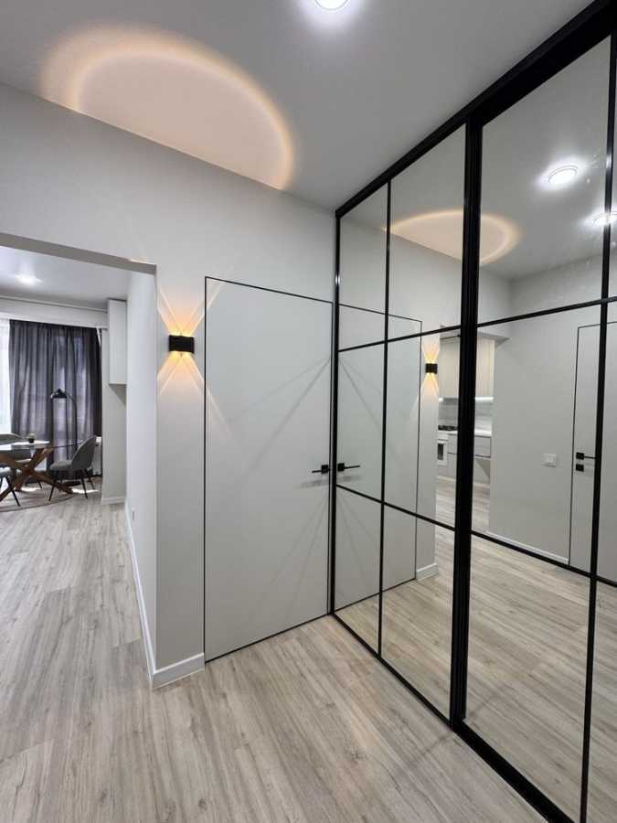 Продажа 1-комнатной квартиры 43 м², Студенческая ул.