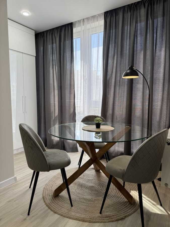 Продажа 1-комнатной квартиры 43 м², Студенческая ул.