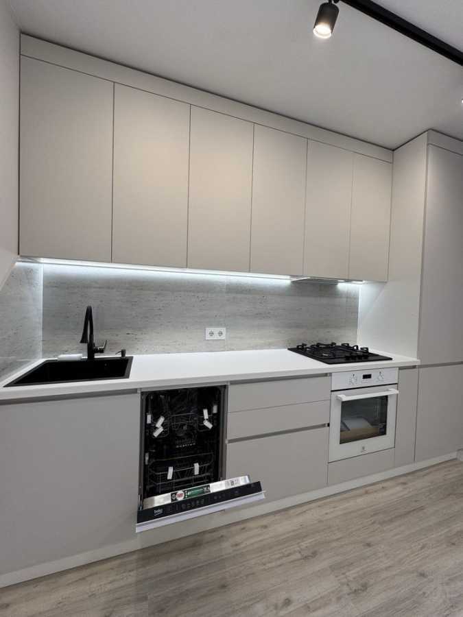 Продажа 1-комнатной квартиры 43 м², Студенческая ул.