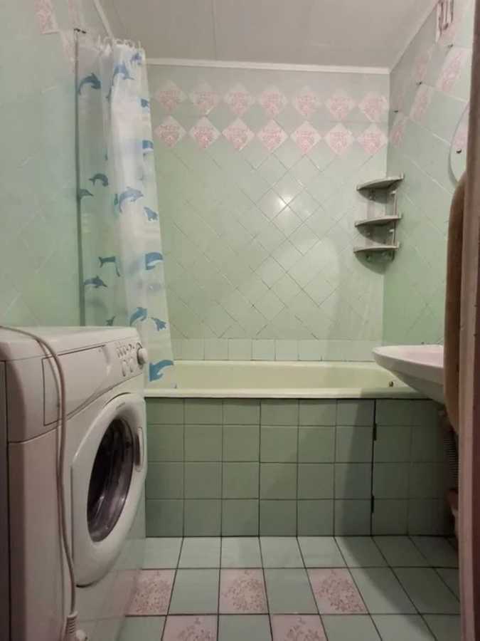 Продажа 3-комнатной квартиры 70.5 м², Героев Днепра ул., 62