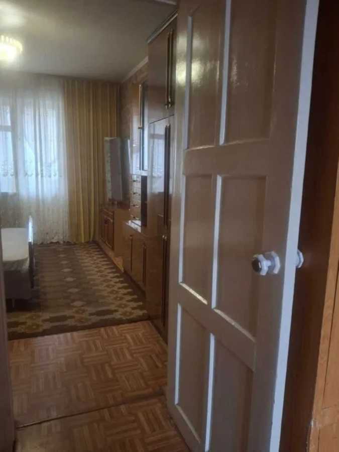 Продажа 3-комнатной квартиры 70.5 м², Героев Днепра ул., 62