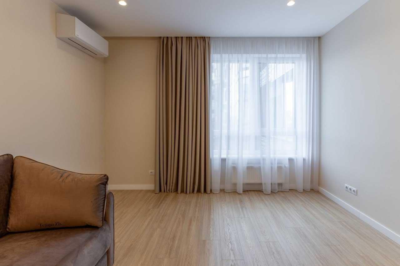 Оренда 2-кімнатної квартири 83 м², Золотоустівська вул., 27