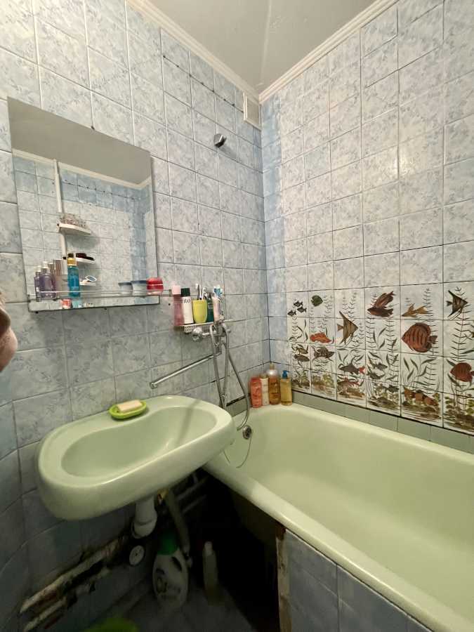 Продажа 2-комнатной квартиры 56 м², Академика Ефремова ул., 25