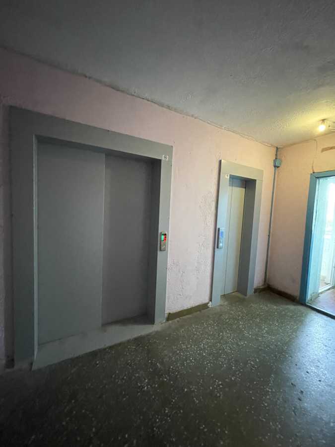 Продажа 2-комнатной квартиры 56 м², Академика Ефремова ул., 25