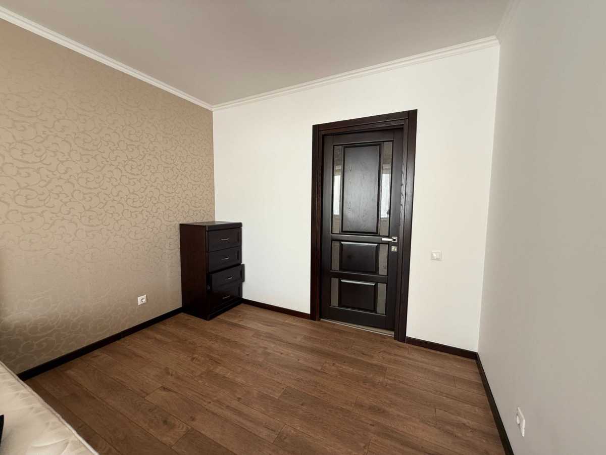Продажа 2-комнатной квартиры 81 м², Вячеслава Черновола ул.