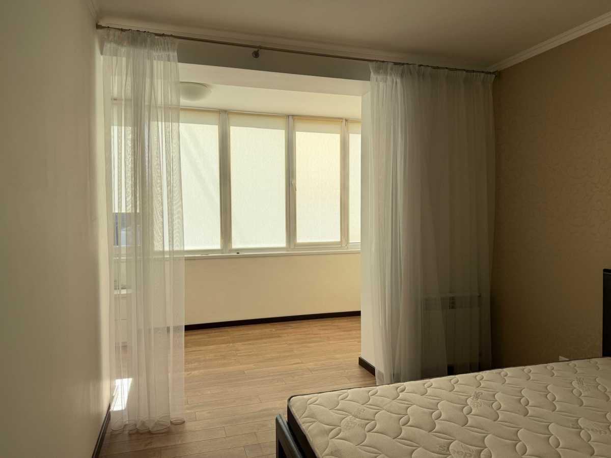 Продажа 2-комнатной квартиры 81 м², Вячеслава Черновола ул.