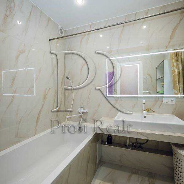 Продажа 3-комнатной квартиры 98 м², Сергея Данченко ул., 1