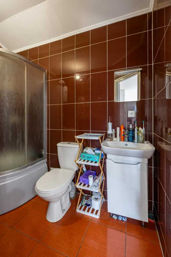 Продажа 2-комнатной квартиры 57 м², Академика Романа Кучера ул.
