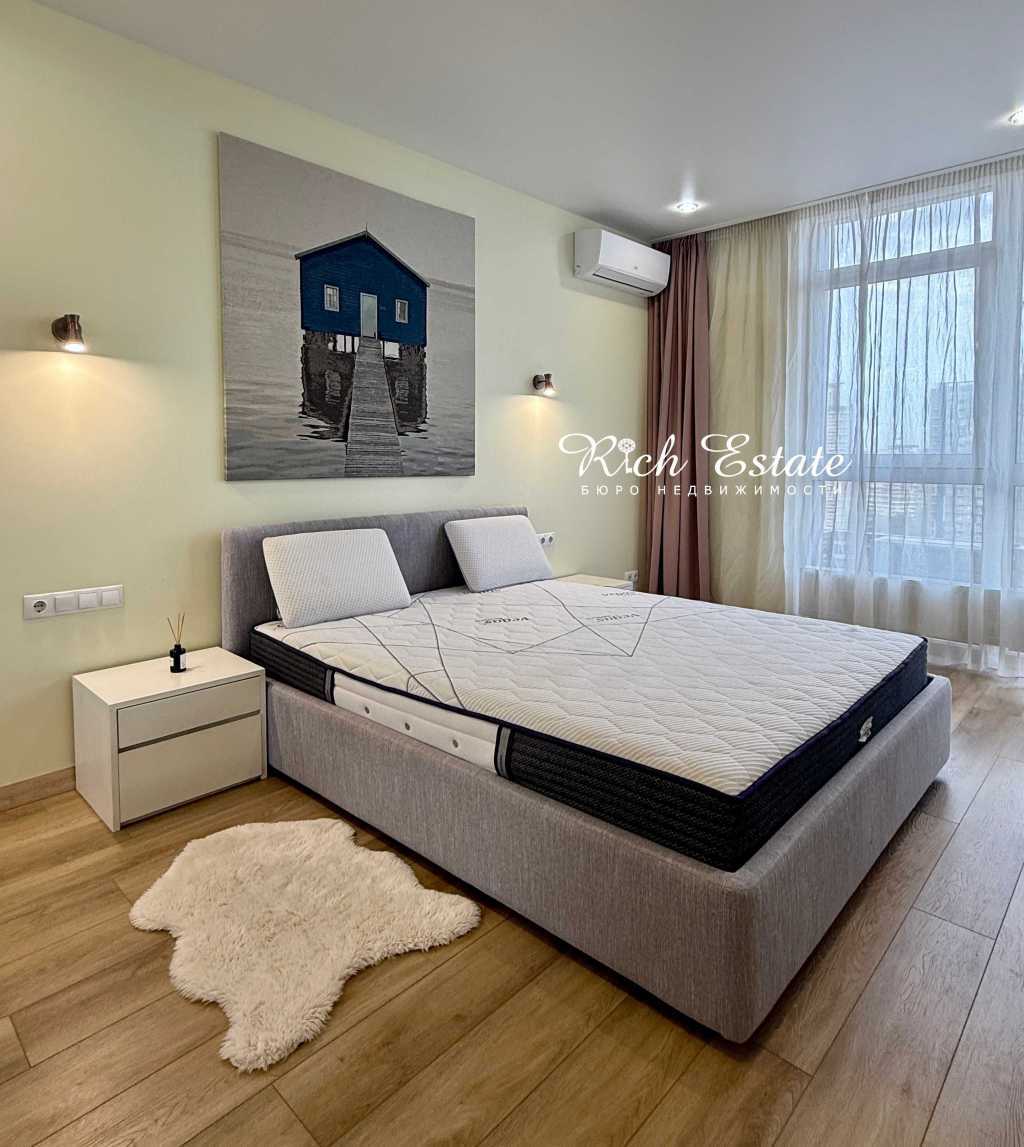 Аренда 1-комнатной квартиры 55 м², Джона Маккейна ул., 1Б