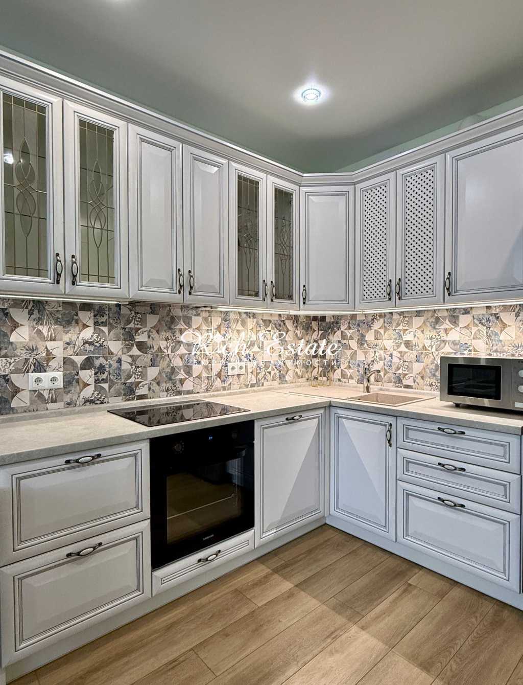 Аренда 1-комнатной квартиры 55 м², Джона Маккейна ул., 1Б
