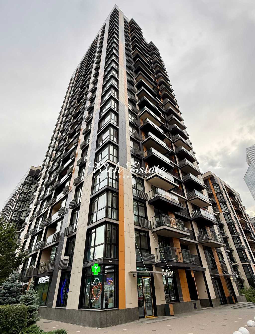 Аренда 1-комнатной квартиры 55 м², Джона Маккейна ул., 1Б