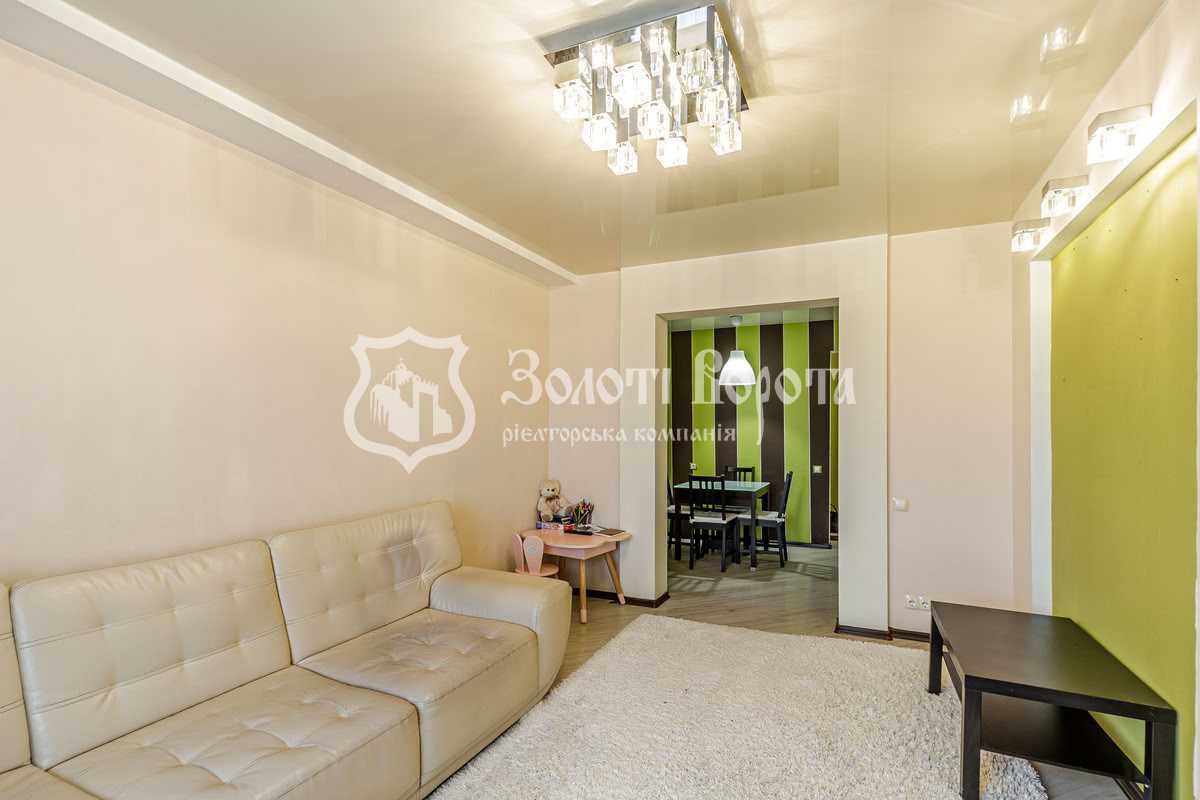 Продаж 3-кімнатної квартири 74 м², Європейська пл., Союзу, 19а