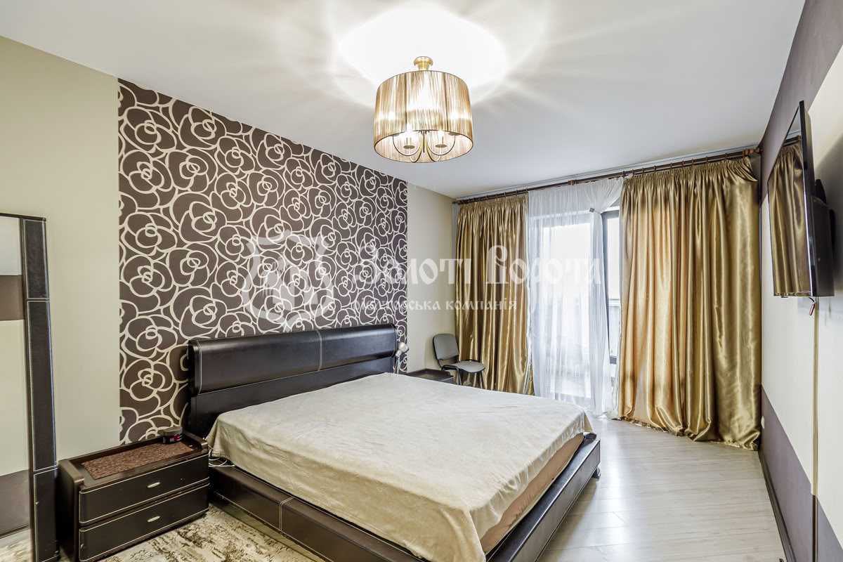 Продаж 3-кімнатної квартири 74 м², Європейська пл., Союзу, 19а