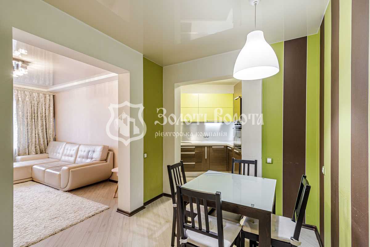 Продаж 3-кімнатної квартири 74 м², Європейська пл., Союзу, 19а