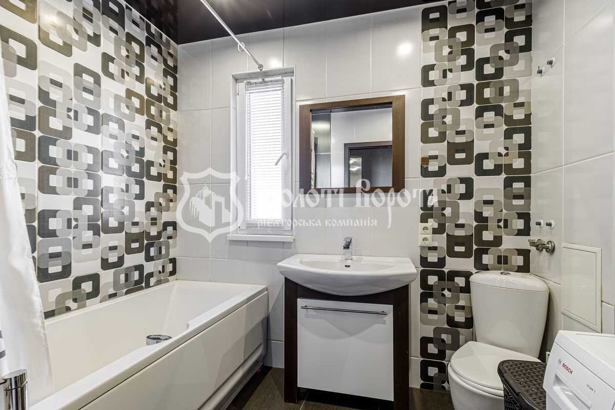 Продаж 3-кімнатної квартири 74 м², Європейська пл., Союзу, 19а
