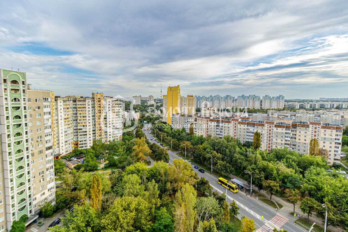 Продаж 3-кімнатної квартири 74 м², Європейська пл., Союзу, 19а
