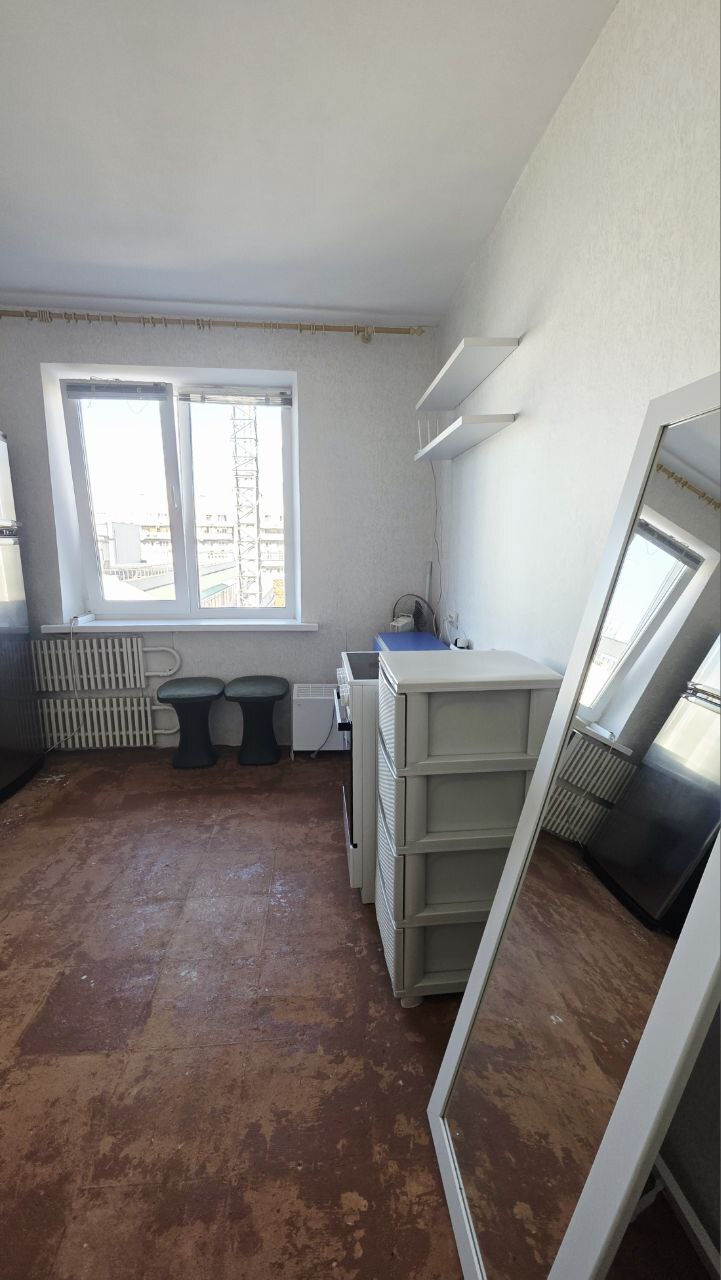 Продажа 1-комнатной квартиры 16.7 м², Владимира Антоновича ул.