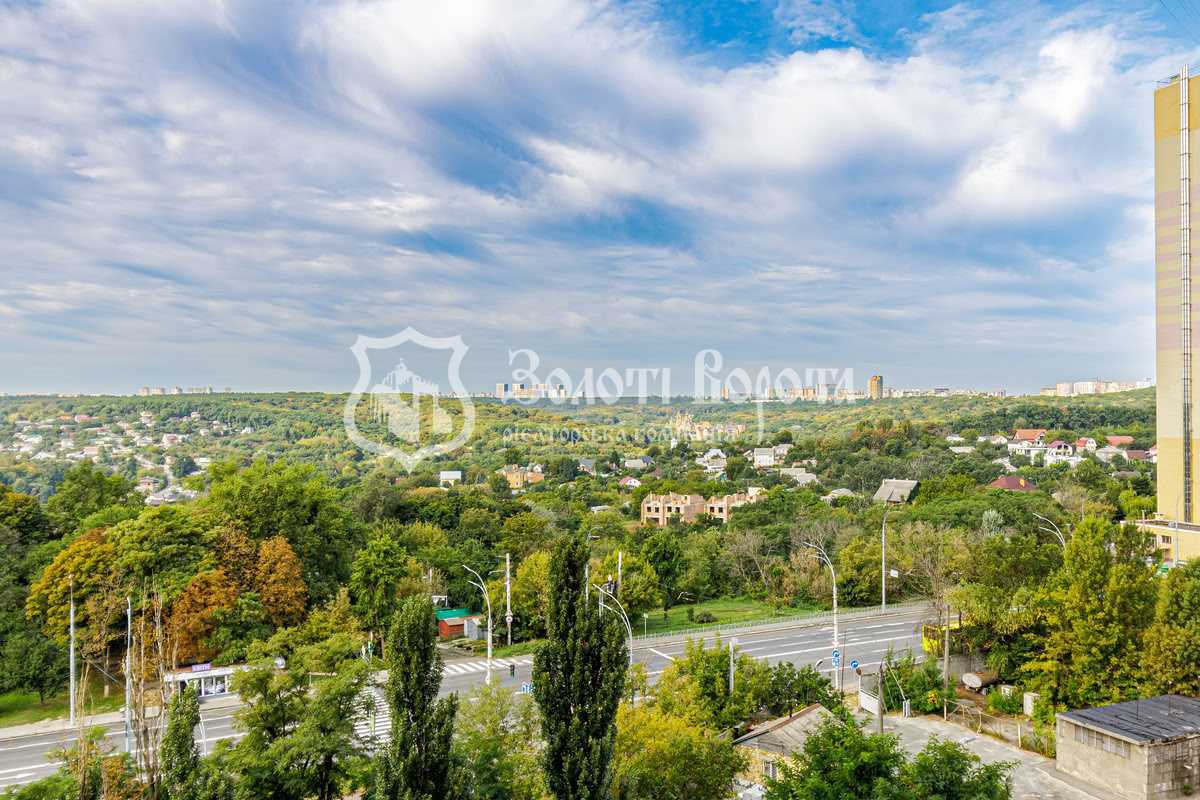 Продажа 3-комнатной квартиры 98.8 м², Науки просп., 55А