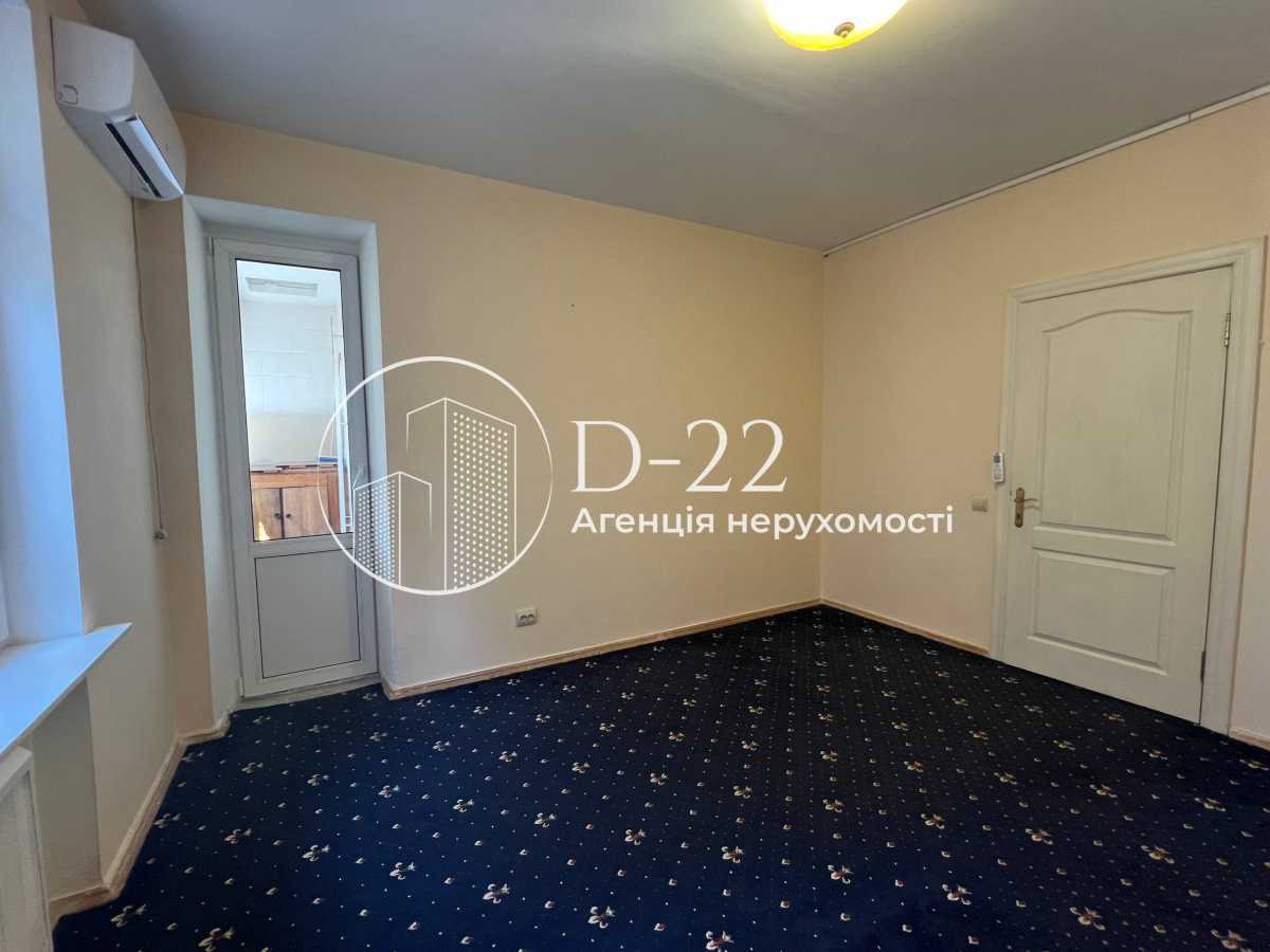 Оренда офісу 112 м², Хрещатик вул., 4