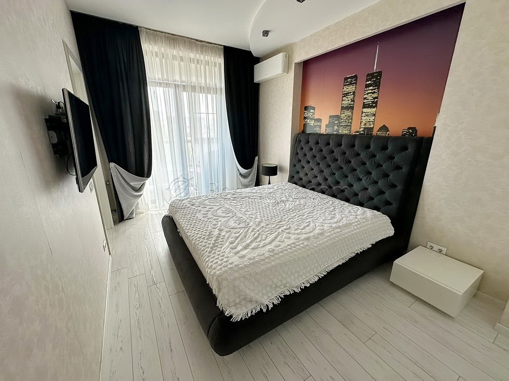 Продаж 2-кімнатної квартири 90 м², Тенистая вул., 9/12