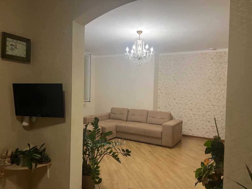 Продажа 3-комнатной квартиры 108 м², Срибнокильская ул., 1