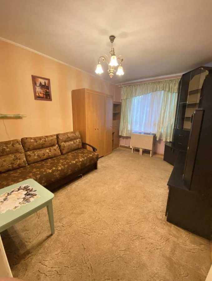 Аренда 3-комнатной квартиры 70 м², Гната Юры ул., 2/12